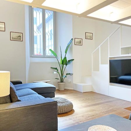 "La Portineria" Charming Apartment Old Town Como Lake Extérieur photo