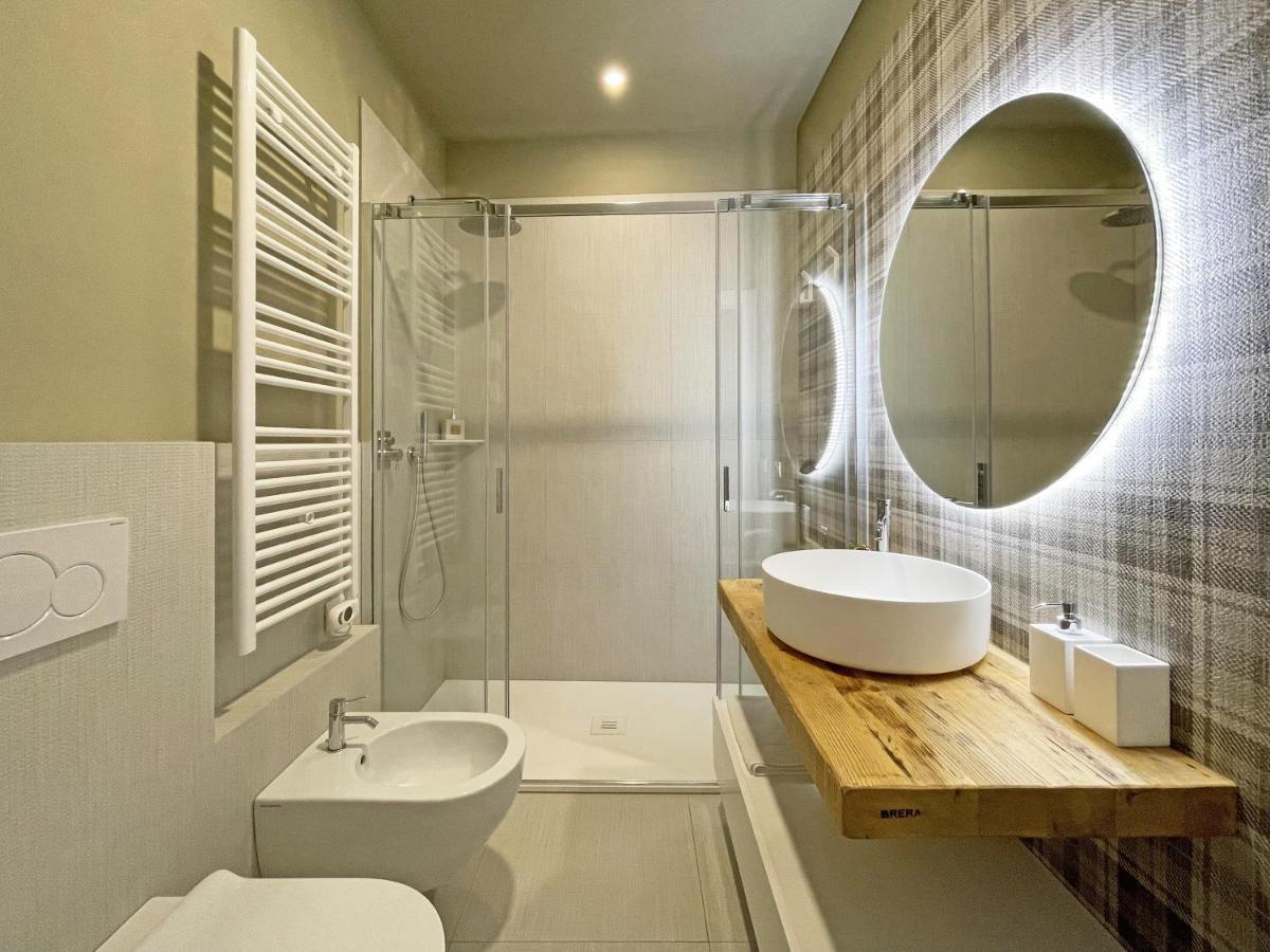 "La Portineria" Charming Apartment Old Town Como Lake Extérieur photo