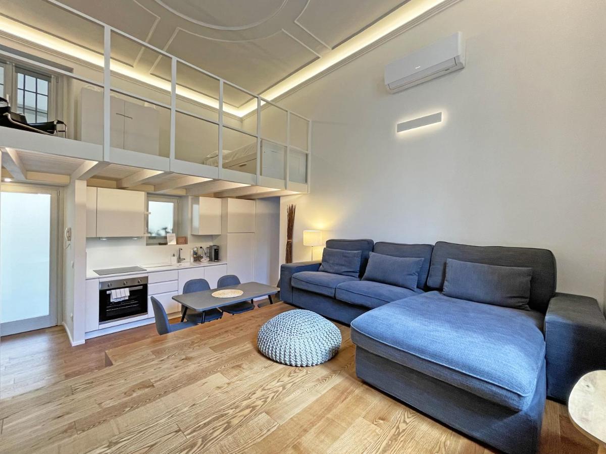 "La Portineria" Charming Apartment Old Town Como Lake Extérieur photo